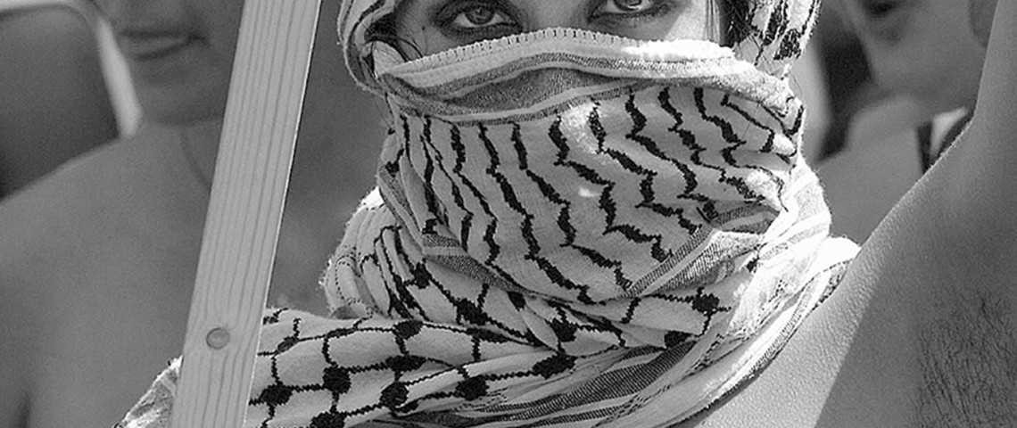 Topless keffiyeh