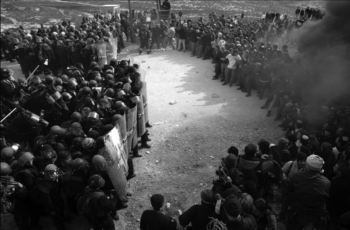 Policijas sadursme ar Jordānas Rietumkrasta kolonistiem Amonā 2006. gada 1. februārī