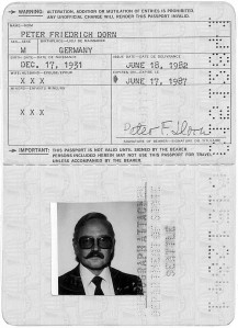 ASV pilsoņa pase, izsniegta 1982. gadā. (Foto no Ievas Lešinskas personiskā arhīva)