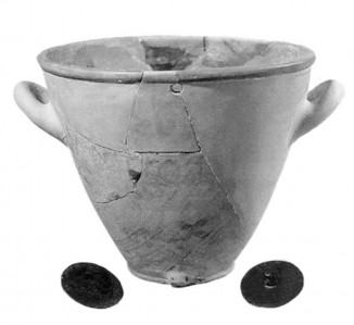 Klepsidra – ūdens pulkstenis, ar ko mērī runas laiku tiesas prāvās. Atēnas, Agoras muzejs, 5. gs.p.m.ē. (Foto: G. Dagli Orti)
