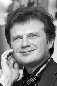 Psihoanalītiķis Arkādijs Pancs:  Manuprāt, visi pshihoanalītiķi būs vienisprātis, ka zemapziņa ir. (Foto - Kaspars Goba)