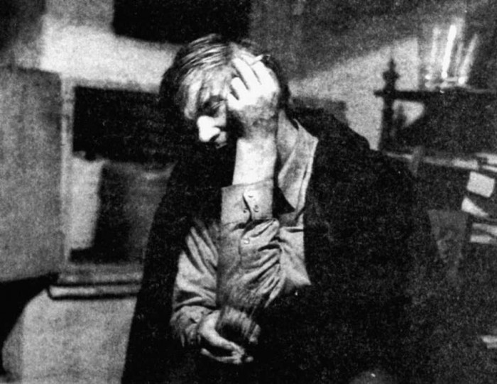 “Patiesību sakot, mēs taču neko nedarām. Katru dienu mēs raidām pareiza laika signālus.” (Foto no Jerofejevu ģimenes arhīva)