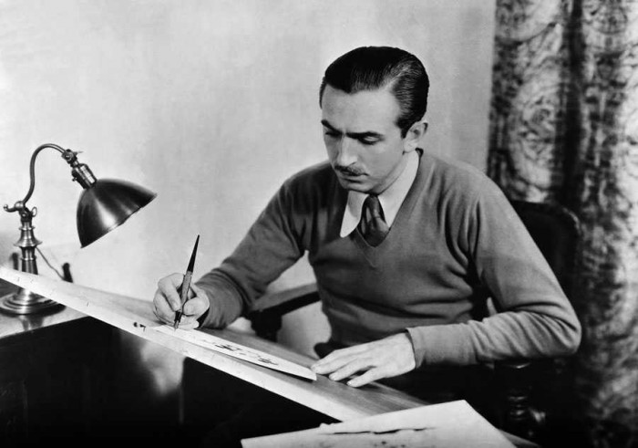 Volts­ Disnejs strādā savā filmu kompānijā Laugh-O-Gram Films, 1930 (Foto: Corbis/Scanpix)