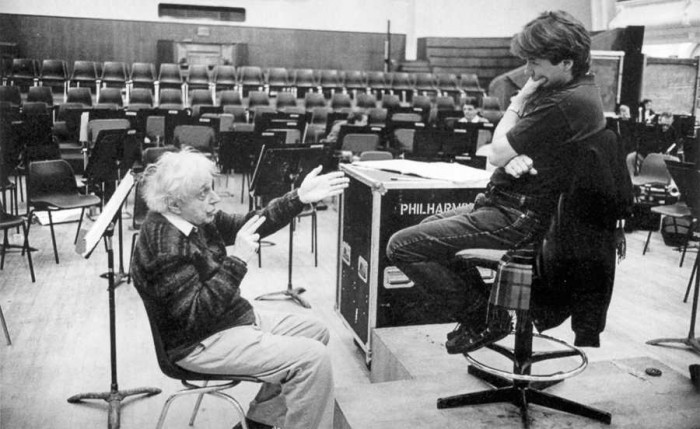 Ligeti apspriež savu operu "Lielais Baisais" ar Esu Peku Salonenu, Sony Complete Works sērijas galveno diriģentu. 1997. gada decembris