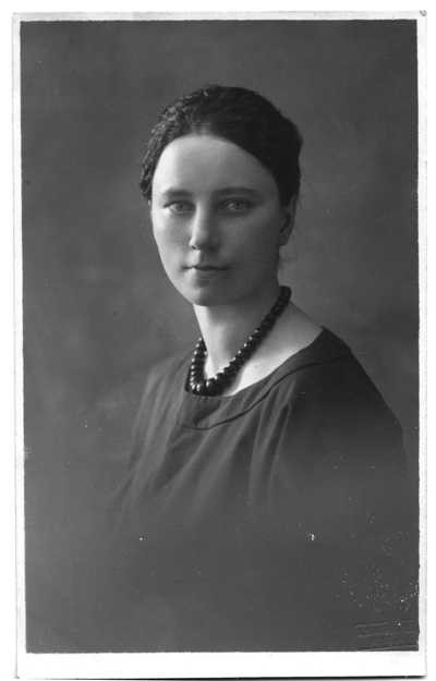 Elze Ružģiete. 20. gs. 20. gadu vidus
